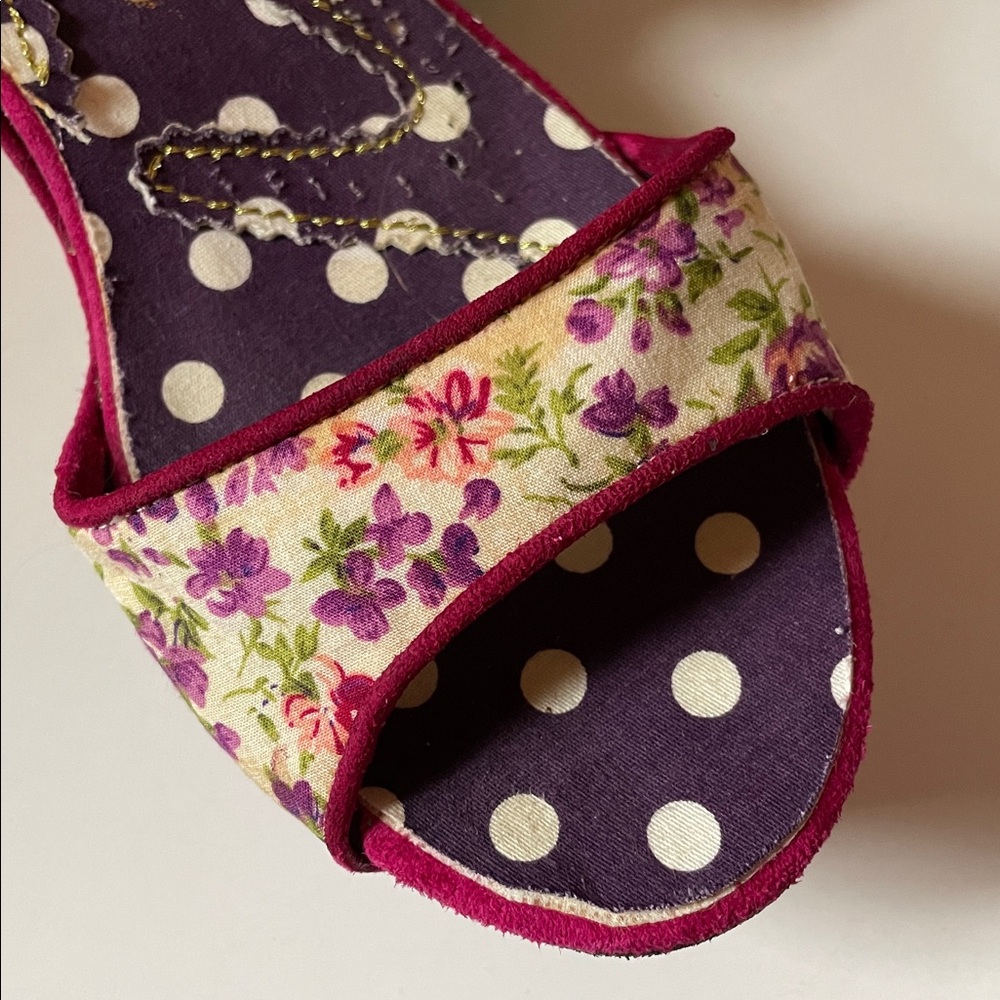 Irregular Choice Floral and Polka Dot Women's Wedge Sandal, size US 9 - Picture 14 of 15